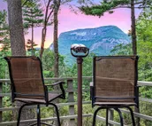Spectacular Mt Getaway - Amazing views, privacy, hot tub, 4 miles from Cashiers!