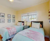 Huge and newly furnished home - 5 blocks to beach - great outdoor space