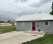 Very modern house with central location near hospital