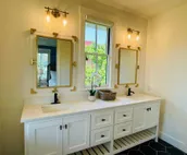 Brand new luxury cottage in Carlton Landing
