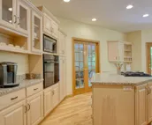 Amazing Spacious Luxury Home - Sleeps Up To 16!