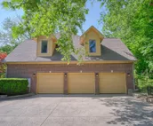 Amazing Spacious Luxury Home - Sleeps Up To 16!
