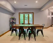 Amazing Spacious Luxury Home - Sleeps Up To 16!