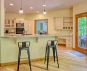 Amazing Spacious Luxury Home - Sleeps Up To 16!