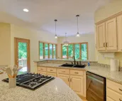 Amazing Spacious Luxury Home - Sleeps Up To 16!