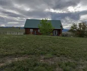 Three Canyons - Entire Log Home With Mountain View!