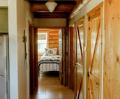 Three Canyons - Entire Log Home With Mountain View!