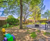 Family-Friendly Broken Arrow Retreat w/ Yard!