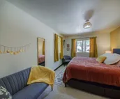 Peaceful & Family-friendly Cabin Near Custer with Wildlife