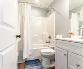 Luxurious King  Bed , 3 Bedroom, 2.5 Bathroom. Brand new construction