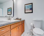 ⭐️Chic 5BR Home Family/Pet Friendly W/ Fenced Yard