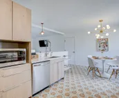 ⭐️Chic 5BR Home Family/Pet Friendly W/ Fenced Yard