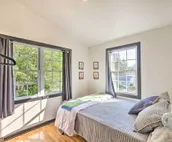 Modern Louisville Apartment w/ Furnished Deck