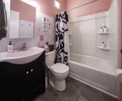 Vintage Experience - Mid Century Retro Retreat- 3 Bedroom in Central Sioux Falls