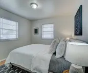 Yukon Boho Bungalow w/ Huge Kitchen just off I-40