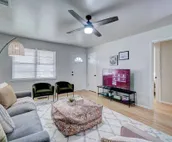 Yukon Boho Bungalow w/ Huge Kitchen just off I-40