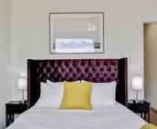 King Bed, Family Stay, Near Riverwalk, Food & Fun!