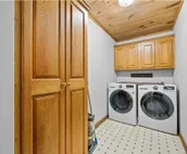Spacious, Wooded views near HELEN and Dahlonega