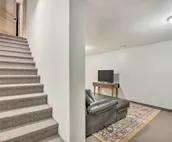 Idyllic Gem: Screened Porch, 1/2 Mi to River!