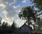 Family friendly lakefront chalet with hot tub and master suite