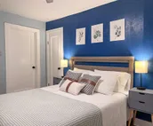 Central OKC. Few Min to Plaza, Paseo, Asian. King Bed w/ in-room TV. NO CHORES!!