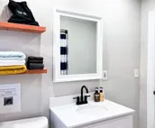 Central OKC. Few Min to Plaza, Paseo, Asian. King Bed w/ in-room TV. NO CHORES!!