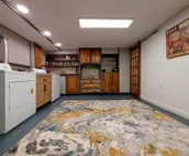 Enjoy relaxing comfort in this uniquely designed home - 5min from Frontier Park
