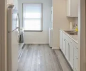926 Tennessee #4 · [4] Charming Lawrence Apt home Steps from Mass St!