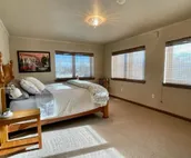 Wyoming views - Spacious Home on beautiful gated grounds