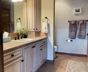 Wyoming views - Spacious Home on beautiful gated grounds