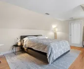 6-Acre Luxurious Country Home with Goddess Point Lookout