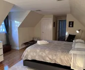 6-Acre Luxurious Country Home with Goddess Point Lookout