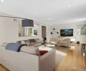 6-Acre Luxurious Country Home with Goddess Point Lookout