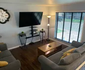 4 Bedroom, Fun and Relaxing Hot Tub
