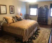 Clean newly updated 4 bedroom in quiet Granger