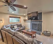 Inviting Sioux Falls Home ~ 5 Mi to Downtown!
