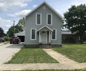 Newly Remolded Cute and clean Home on Main Street