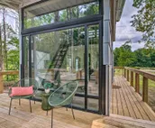 Chic Tiny Home Retreat ~ 2 Mi to MSU Campus!