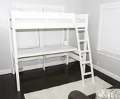 Luxury! 4BR Spacious and serene getaway in North Riverside