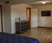 House in Bloomington 💥 10mins from IU/ Fire Pit/ Games/ Spring Steals & Deals!