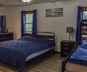 House in Bloomington 💥 10mins from IU/ Fire Pit/ Games/ Spring Steals & Deals!