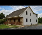 House in Bloomington 💥 10mins from IU/ Fire Pit/ Games/ Spring Steals & Deals!