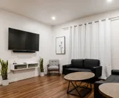 Walk OU/Stadium - 2 FULL Bathrooms/3 Bedrooms - Sleeps 6