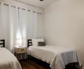 Walk OU/Stadium - 2 FULL Bathrooms/3 Bedrooms - Sleeps 6