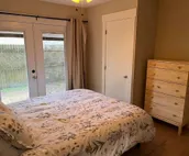 Park Ave 3 Bedroom House walk to Bike Trail