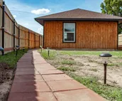 Private Sunset Lodge Suite w/ Whirlpool Tub +View!