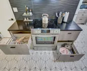 Trendy 3BR Home In Safe Neighborhood + Fenced Yard