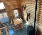 Beautiful Cabin! Fireplace, Deck, Pooltable!