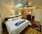 Two Beautiful Spaces Under One Roof-Perfect for Reunions and Families-5BR/3BA