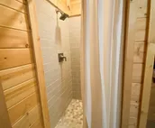 360 mountain views- Cozy cabin with room for all
